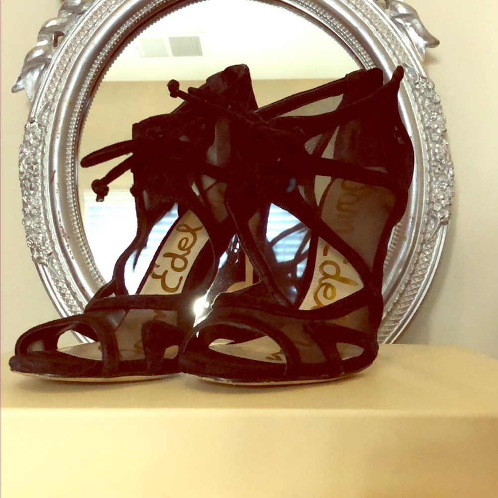 Black mesh Open toe heels